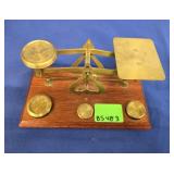 ENGLAND BRASS BALANCE SCALE - 7"