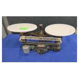 OHAUS DOUBLE BEAM SCALE