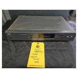 NAD STEREO TUNER 402