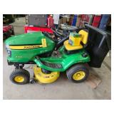 JOHN DEERE X304 ALL STEER LAWN TRACTOR