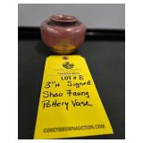 SIGNED SHAO FAUNG POTTERY VASE
