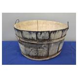 BLUE PAINTED WOOD BUCKET