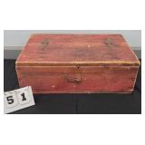 RED HINGED LIFTTOP BOX - "DELLINGER" 14" X 21" X