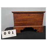 SMALL WALNUT LIFT TOP CHEST 19" X 13" X 10"
