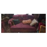 VICTORIAN LOVE SEAT