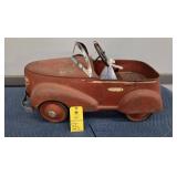 1930S GARTON GENDRON FORD SKIPPY PEDAL CAR