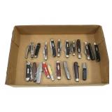 Lot, pocket knives in various condiiton: Schrade.