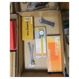 Lot, calipers and micrometers