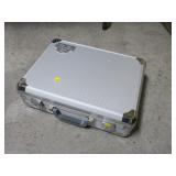 Redhead metal pistol case