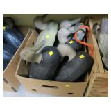 Lot, 5 styrofoam ducks, plastic heads