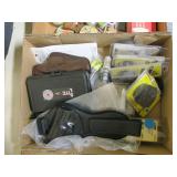 Lot, assorted gun-related items: Butler Creek