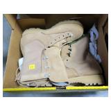 Pair Belleville tan infantry combat boots, size 9R Pair Belleville tan infantry combat boots, size 9R