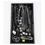 Lot, fashion jewelry