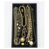Lot, fashion jewelry