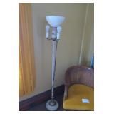 Lot, 2 vintage floor lamps