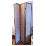 3-section screen: