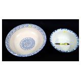 Lot: 2 stonewear mixing bowls,