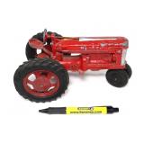 Vintage Hubley Toy Tractor,with Rubber Wheels