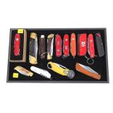 Lot: Collection of folding pocket knives, includes