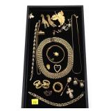 Lot: Assorted costume gold jewelry
