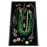 Lot: Assorted Vintage costume jewelry