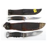 Lot: 2 hunting knives, 1 Remington,