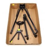 Lot: 3 Bipods