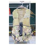 Primo Hunting calls Duck Hunting/ Fishing Vest