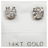 14K White gold round brilliant cut diamond stud