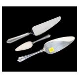3- Sterling handled serving pieces, -x3 pcs.