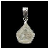 14K White gold bezel set fancy rose cut