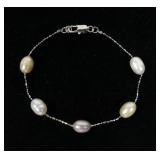 Sterling silver  7.5" freshwater pearl bracelet