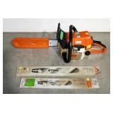 Stihl 025 Chain Saw, 16" Blade with Manual and