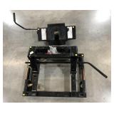 Reese 5th Wheel 16K Hitch #30047A -max gross