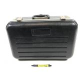 Carrying case, 19" x 12" x 7"