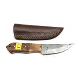 Handmade custom Damascus steel knife with