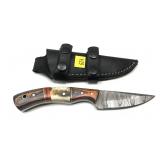 Custom handmade Damascus steel blade knife with