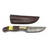 Custom handmade Damascus steel blade knife with