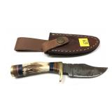 Custom handmade Damascus steel blade knife with