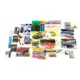 Lot, assorted lures, hooks and fishing accessories