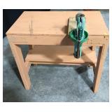 RCBS JR3 press mounted on work bench/table,