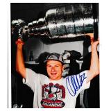 Claude Lemieux autograph on 8x10 photo