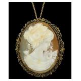 Antique cameo pin/pendant with 17