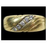 14K Yellow gold band design ring with 5 round