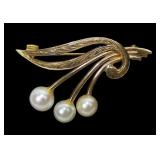 9K Vintage rose gold graduated three-pearl pin,