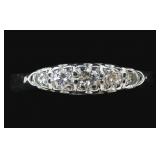 14K White gold round cut graduated 5-stone diamond