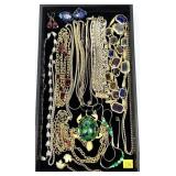 Lot, fashion jewelry