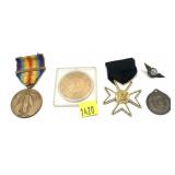 Lot, assorted military medals, pins and token