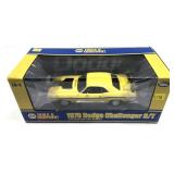 Napa 1970 Dodge Challenger R-T  Die Cast