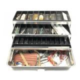 Umco Tackle Box with Assorted Broadheads and